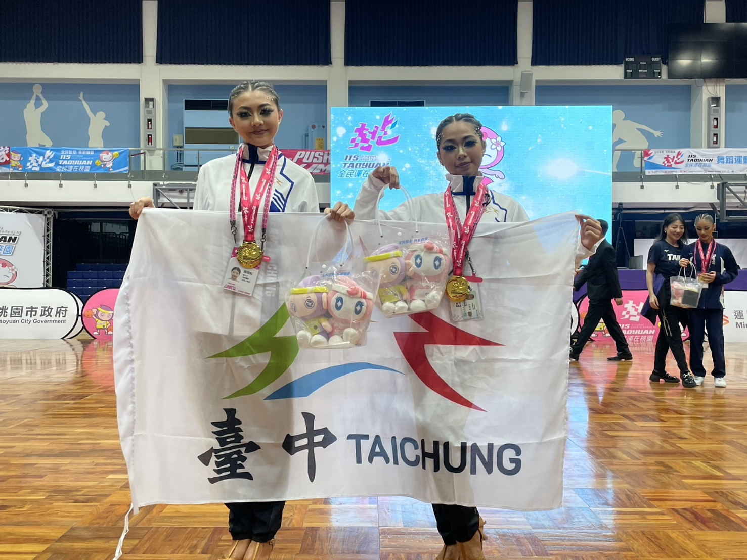 台中舞蹈運動提前賽選手合影，運動局公布取得2金1銅